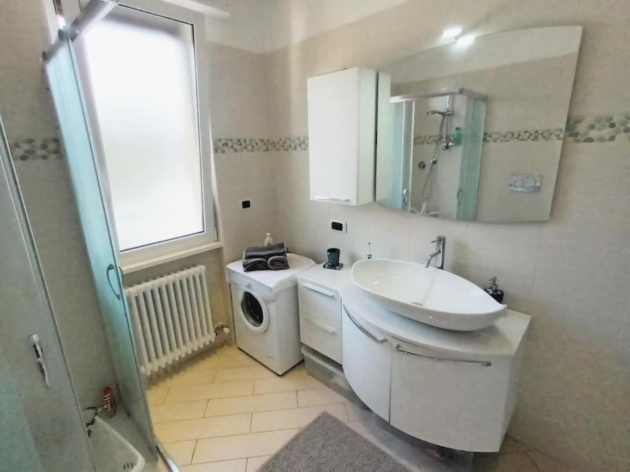 Appartamento Con Stupenda Vista Mare Zona Bristol Rapallo Exterior photo