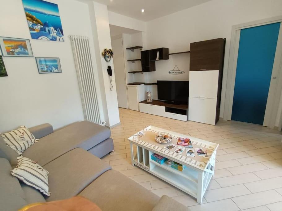 Appartamento Con Stupenda Vista Mare Zona Bristol Rapallo Exterior photo